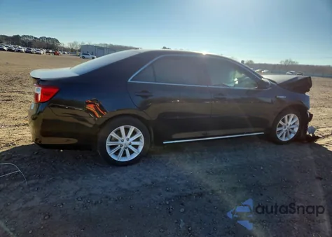 2013 Toyota Camry Hybrid from USA, damaged, VIN 4T1BD1FK2DU073747